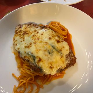 Mama's on Main signature dishes Mama's MeatballsChicken ParmesanLasagna